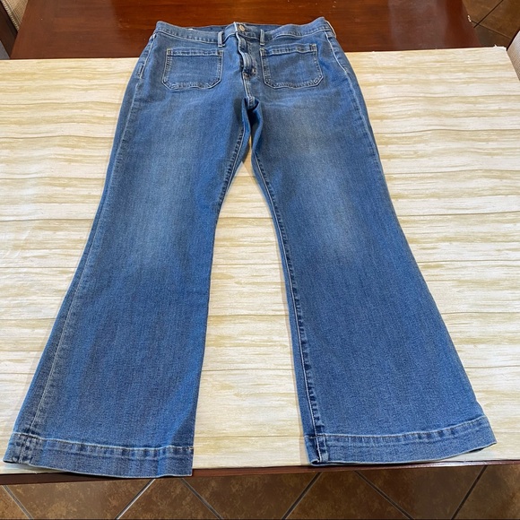 GAP High Rise Flare Jeans 16P - Picture 8 of 9